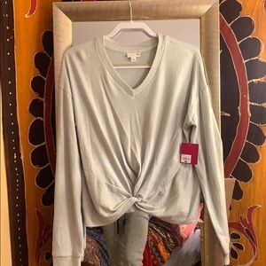 Juniors’ SO Cozy Twist Bottom Top